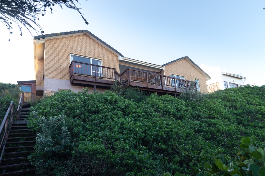 3 Bedroom Property for Sale in Cannon Rocks Eastern Cape